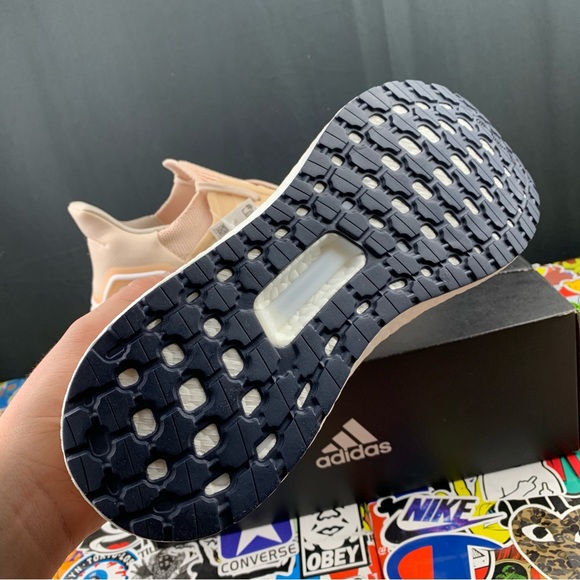 Adidas Ultraboost 20 Parley Tan Size 11 Womens - Picture 4 of 15